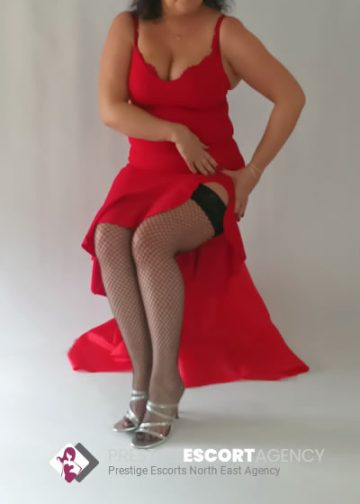 lady in red